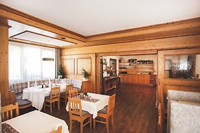 Der Dolomitenhof