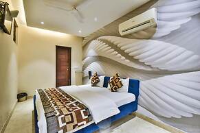 Goroomgo Shree Raj Homestay Ayodhya