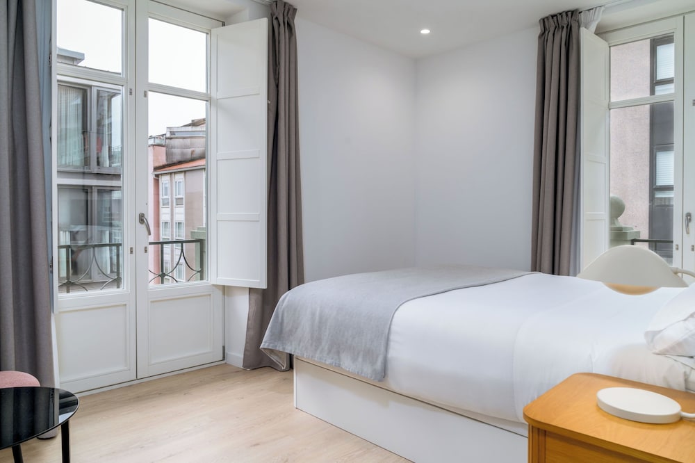 Limehome Santiago de Compostela