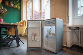 Mue Cubes - Capsule Hotel