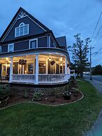 Rose & Thistle Bed & Breakfast