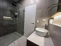 Macquarie Guest House