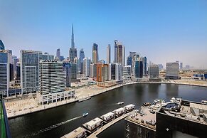 Binghatti Canal 1BR with view on Marina