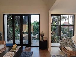 Martini Suites Umalas