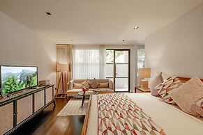 Martini Suites Umalas
