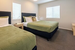 Tussock Peak Lodge