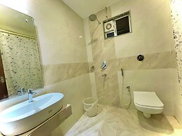Hotel KUBER PALACE - Sea beach & Temple