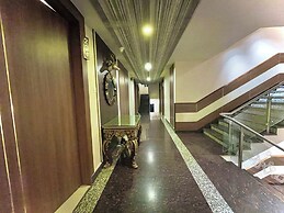 Hotel KUBER PALACE - Sea beach & Temple