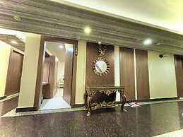 Hotel KUBER PALACE - Sea beach & Temple