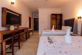 Canary Hotel & SPA
