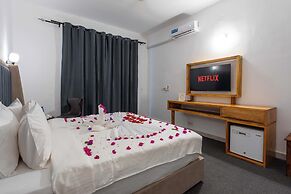 Canary Hotel & SPA