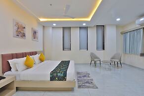 Hotel The Grand Radhey