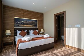 EKOR ELEGANCE HOTEL