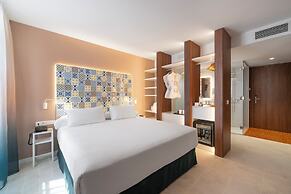 Axel Hotel Valencia – Adults Only