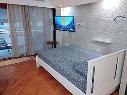Seafront Apartment With Sea View Yr11