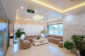 A89 Rosarian Hotel