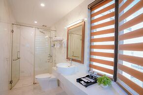 A89 Rosarian Hotel