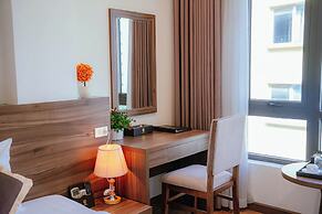A89 Rosarian Hotel