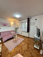 Apartment Viola