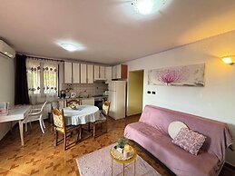 Apartment Viola