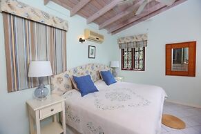 Bella Vista 2 Home by RedAwning