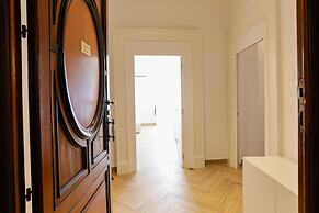 Pessina 90 Rooms in Naples
