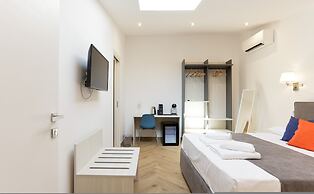 Pessina 90 Rooms in Naples