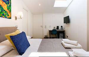 Pessina 90 Rooms in Naples