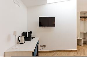 Pessina 90 Rooms in Naples