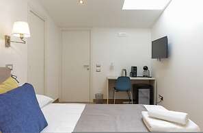 Pessina 90 Rooms in Naples