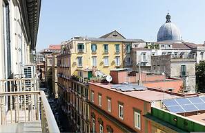 Pessina 90 Rooms in Naples