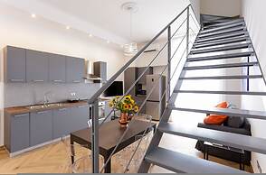 Pessina 90 Rooms in Naples