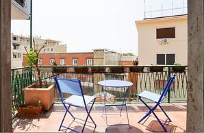 Riviera di Chiaia 207
