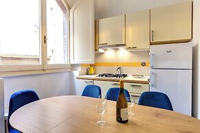 Salterelli Apartments by Mamo Florence