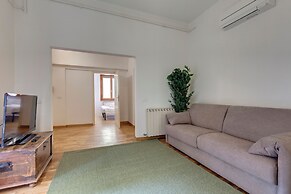 Salterelli Apartments by Mamo Florence