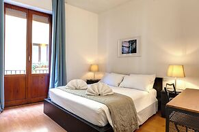 Salterelli Apartments by Mamo Florence