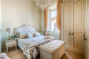 Timeless Palazzo in Lucca
