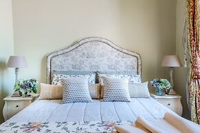 Timeless Palazzo in Lucca