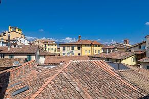 Timeless Palazzo in Lucca