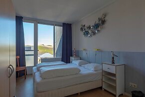 Luxury Apartment With Garden