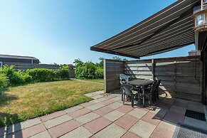 De Blenck 67 Family-friendly Bungalow