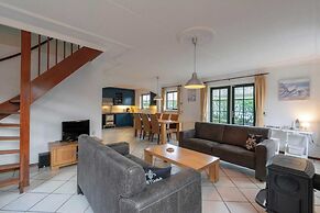 De Buitenplaats 97 Villa for 5-people Near Beach