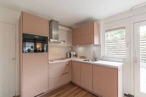 Holiday Home Effe Sprage in Callanstoog Centre