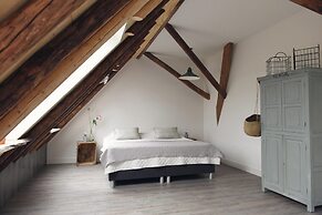 Hoeve Landzicht Accommodation for 24-people