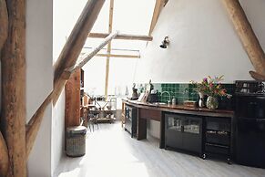 Hoeve Landzicht Accommodation for 24-people