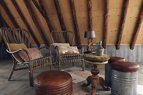Hoeve Landzicht Accommodation for 24-people