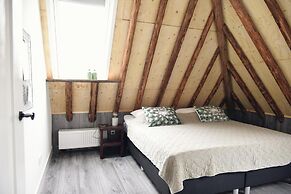 Hoeve Landzicht Accommodation for 24-people