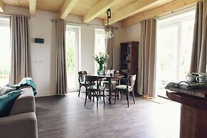 Hoeve Landzicht Accommodation for 24-people