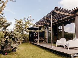 Rustic Beach Getaway w/ Bikes