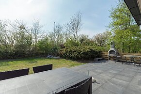 Holiday Home on Car-free Park Garnekuul